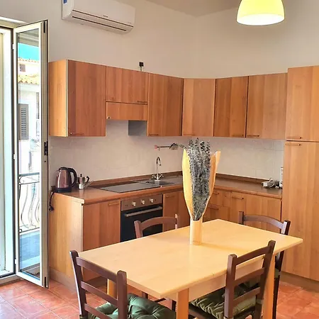 Tatil Evi Bentos - In Centro A *